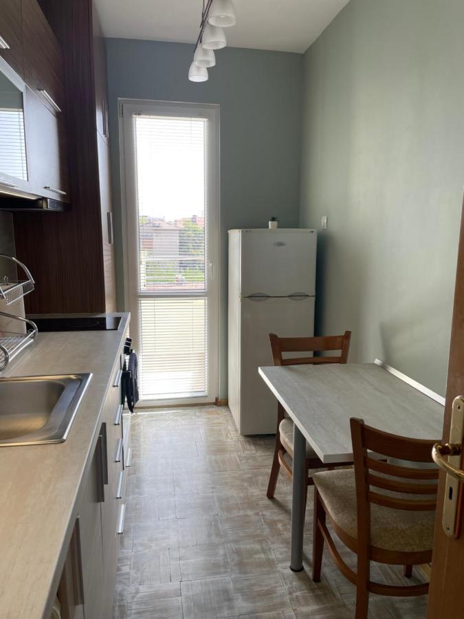 City Garden Apartment Plovdiv Bagian luar foto