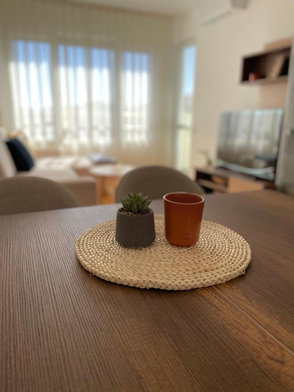 City Garden Apartment Plovdiv Bagian luar foto