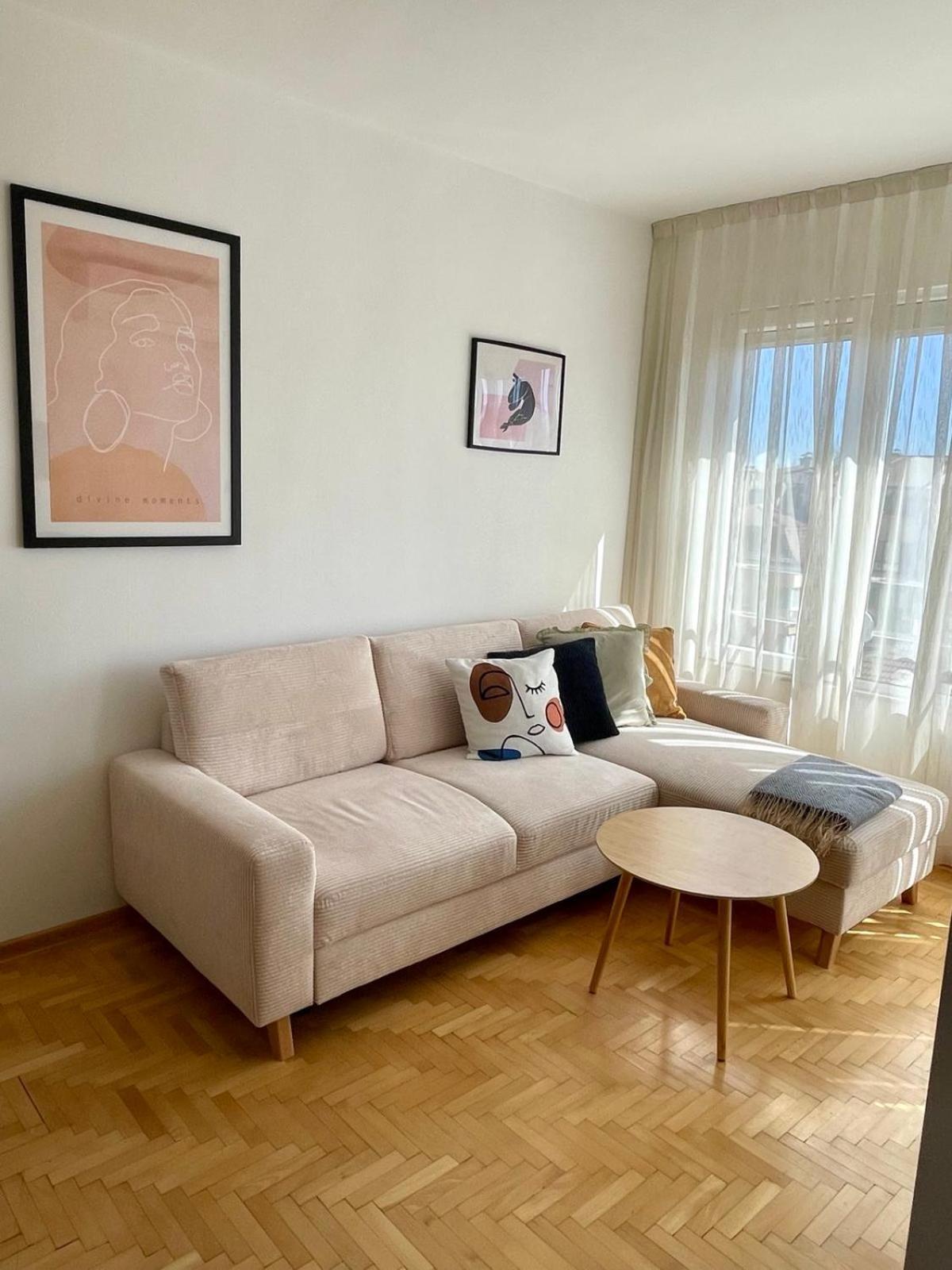 City Garden Apartment Plovdiv Bagian luar foto