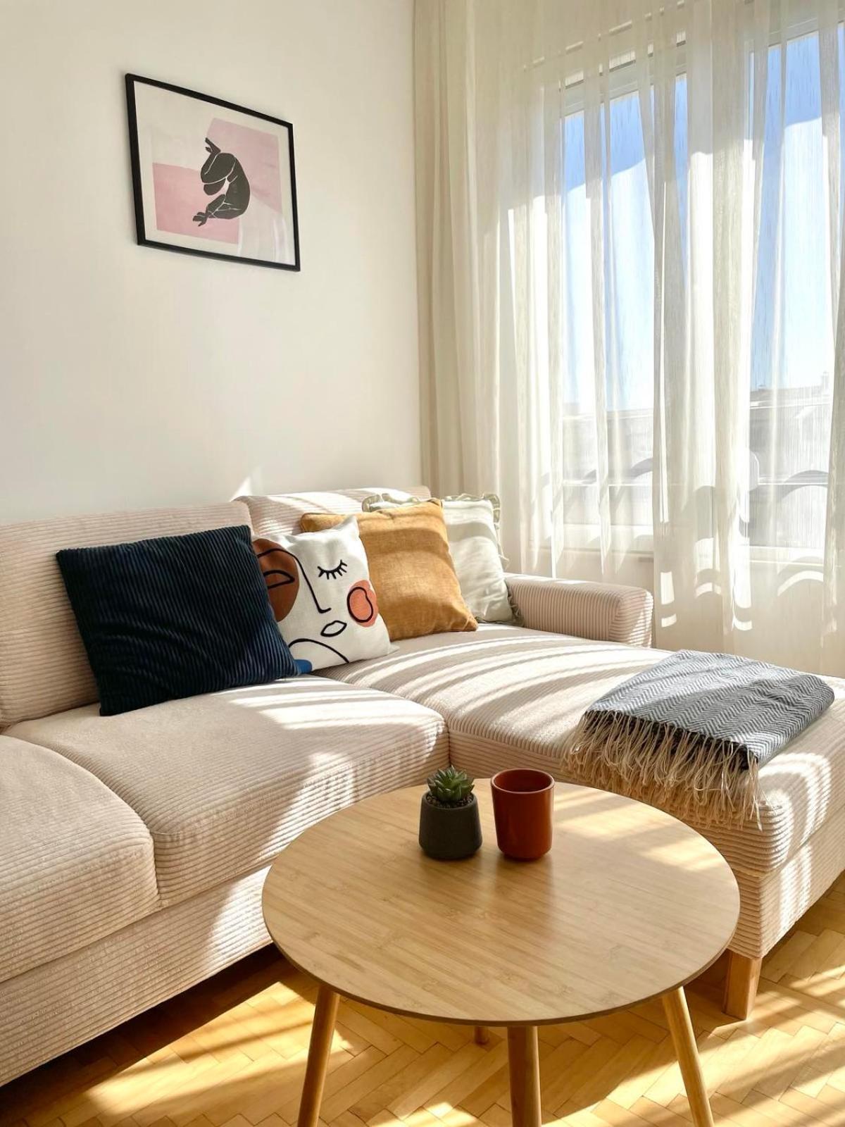 City Garden Apartment Plovdiv Bagian luar foto